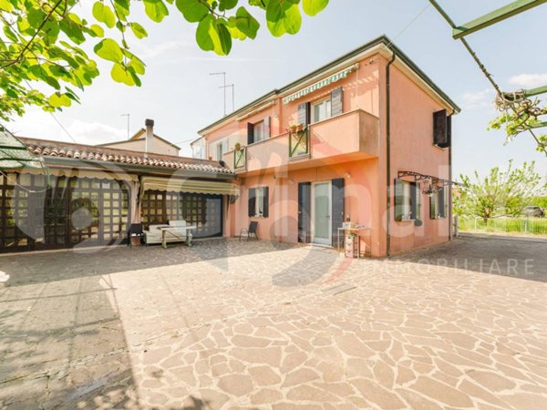 casa indipendente in vendita a Padova