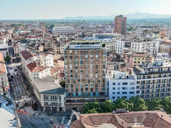 appartamento in vendita a Padova in zona Savonarola