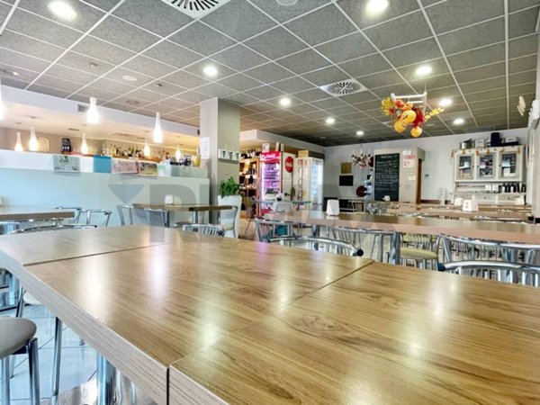 negozio in vendita a Padova in zona Stanga