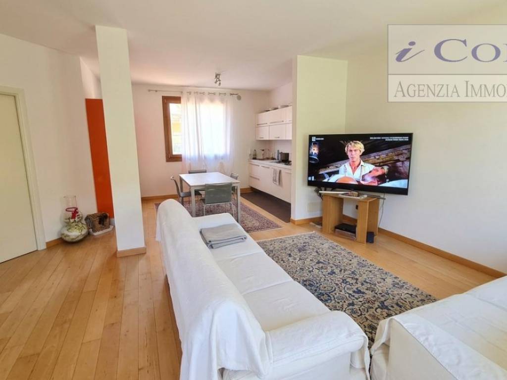 casa indipendente in vendita a Padova in zona Brentelle