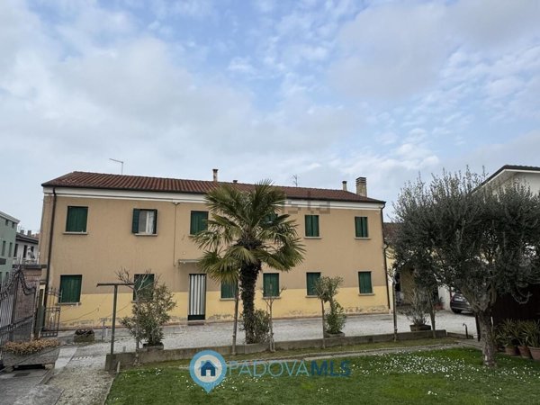 casa semindipendente in vendita a Padova in zona Brentelle