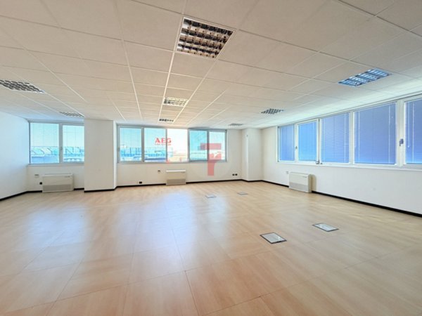 ufficio in vendita a Padova in zona Camin / Granze