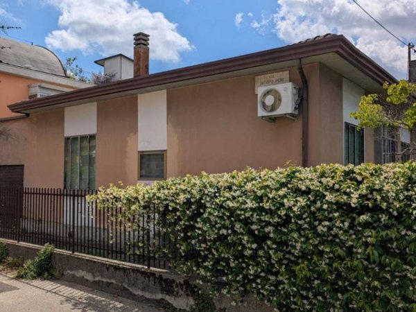 appartamento in vendita a Padova in zona Arcella