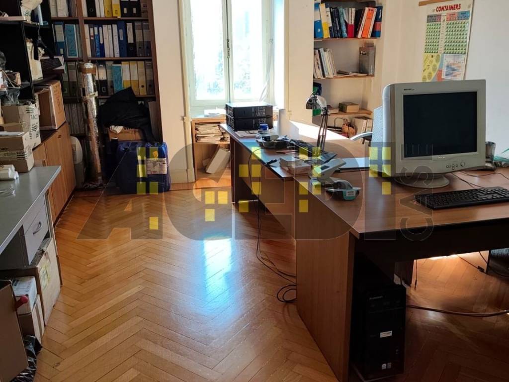 ufficio in vendita a Padova in zona Porta Trento