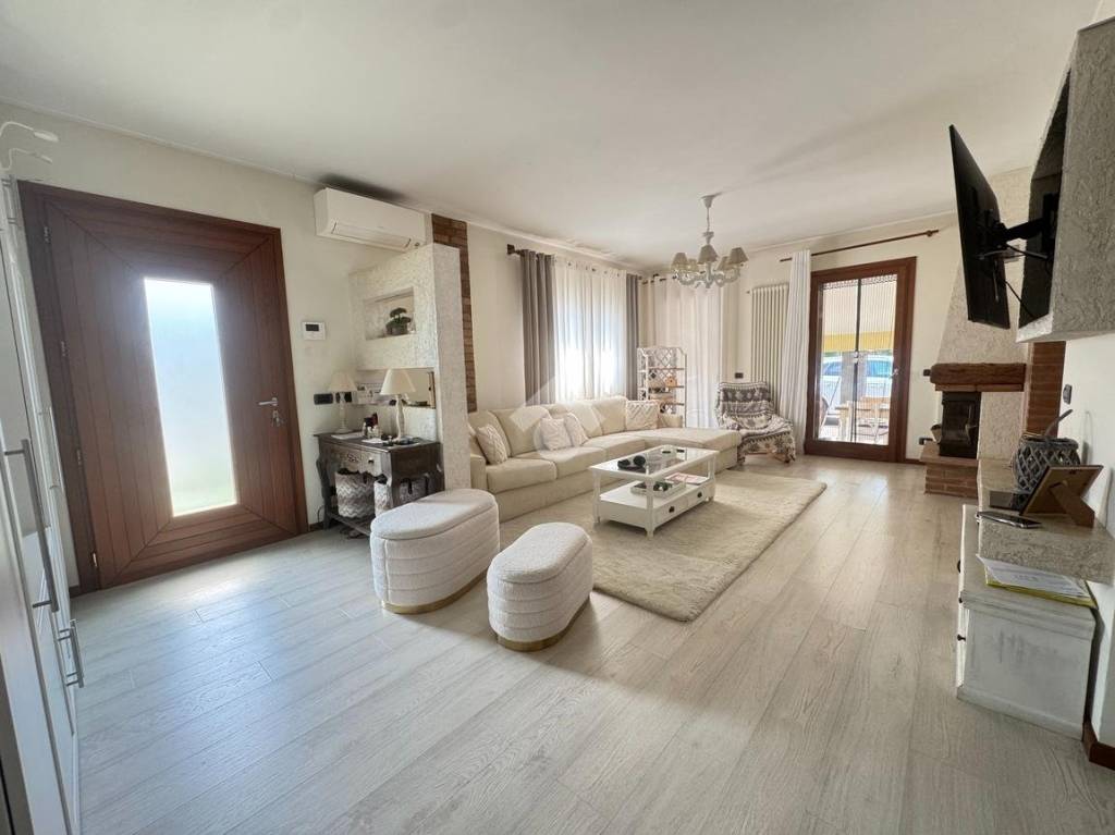 casa indipendente in vendita a Padova