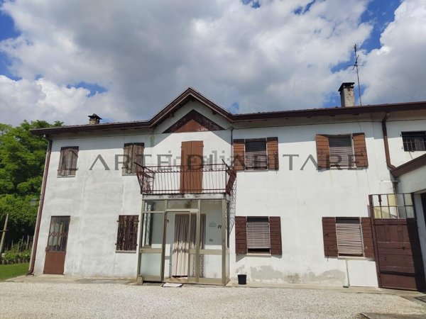 casa indipendente in vendita a Padova in zona Altichiero