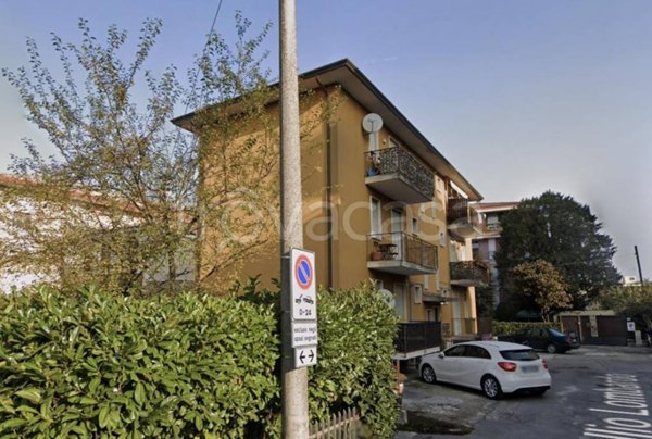 appartamento in vendita a Padova in zona Arcella