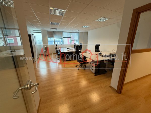ufficio in vendita a Padova