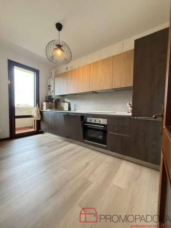 appartamento in vendita a Padova in zona Brentelle