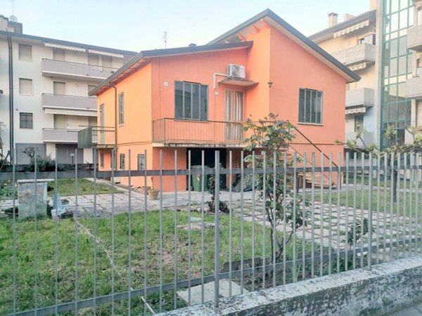 casa indipendente in vendita a Padova in zona San Giuseppe