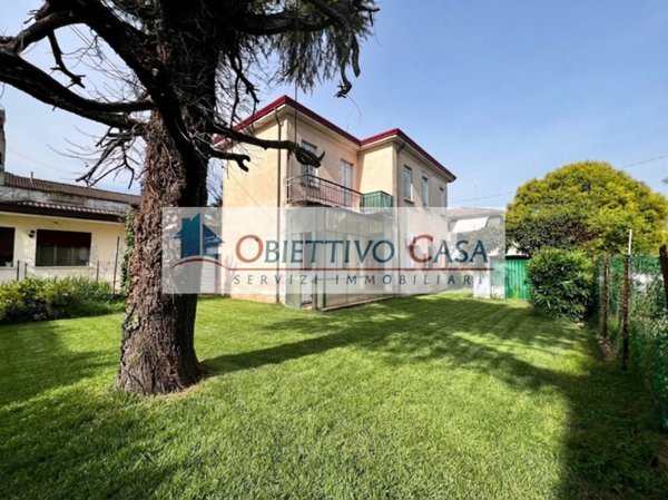 casa indipendente in vendita a Padova in zona Forcellini / Terranegra