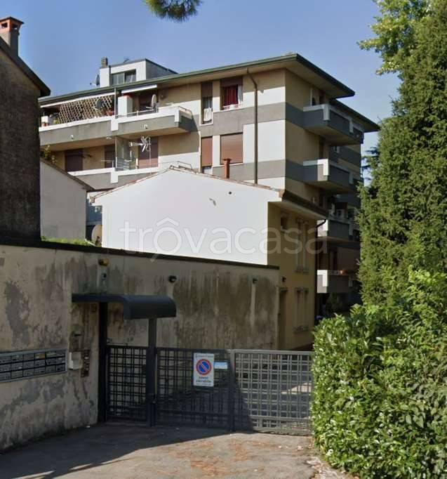 appartamento in vendita a Padova in zona Pontevigodarzere