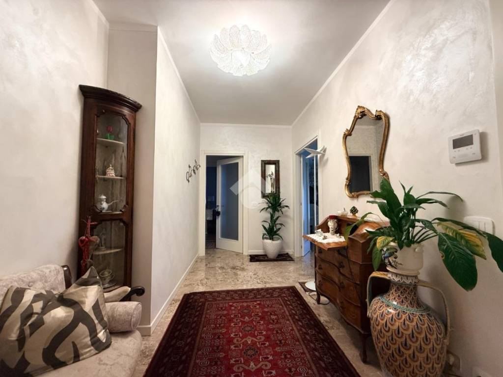 appartamento in vendita a Padova in zona Madonna Pellegrina