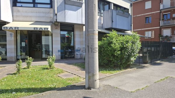 negozio in vendita a Padova in zona Brentelle