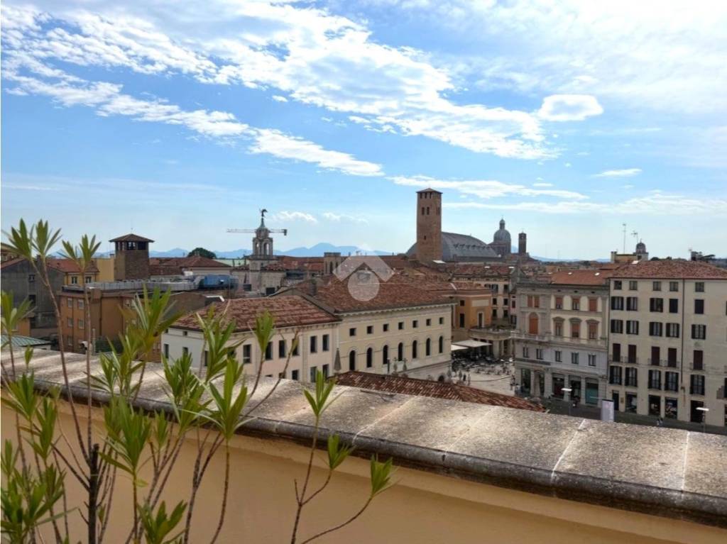 appartamento in vendita a Padova in zona Centro Storico