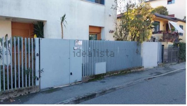 casa indipendente in vendita a Padova in zona Arcella