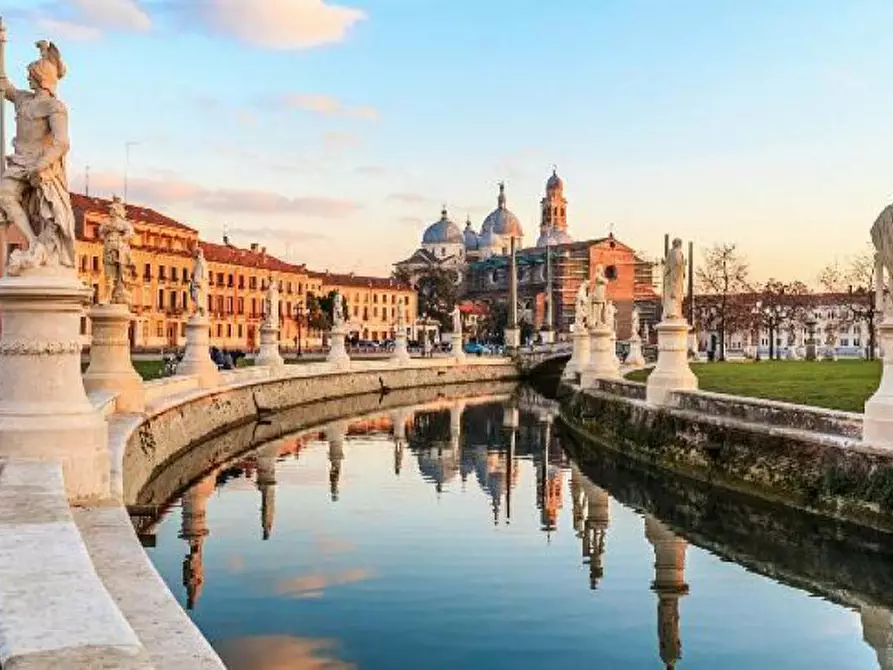 casa indipendente in vendita a Padova in zona Brentelle