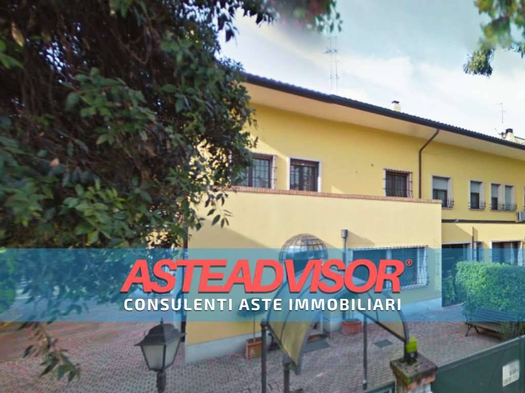 casa indipendente in vendita a Padova in zona Sacra Famiglia
