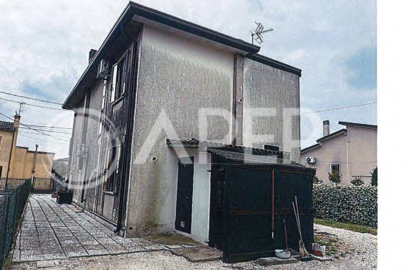 casa indipendente in vendita a Padova in zona Mandria
