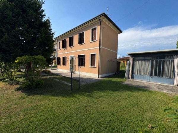 casa indipendente in vendita a Padova in zona Torre