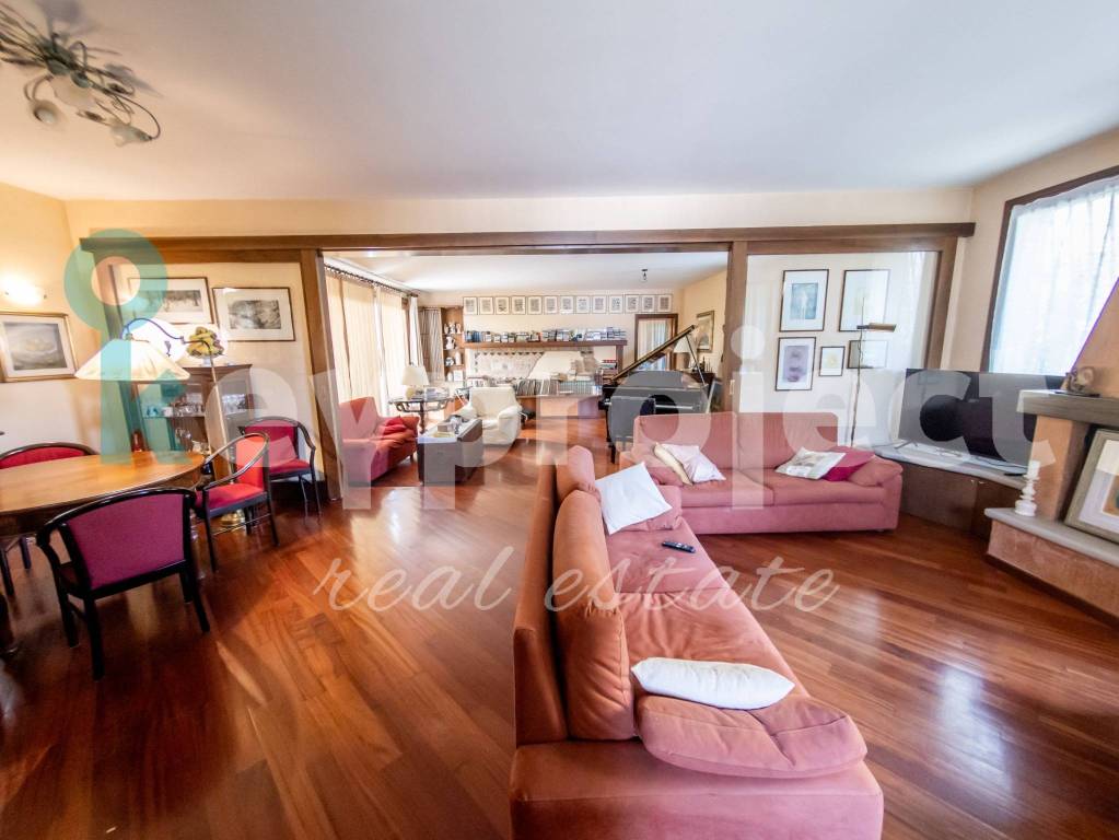 casa indipendente in vendita a Padova in zona Sant'Osvaldo / Santa Rita