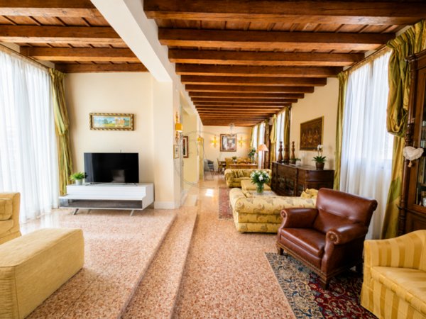 casa indipendente in vendita a Padova in zona Centro Storico