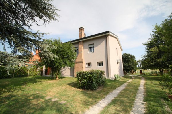 casa indipendente in vendita a Padova in zona Brentelle