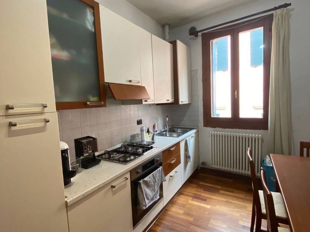appartamento in vendita a Padova in zona Savonarola