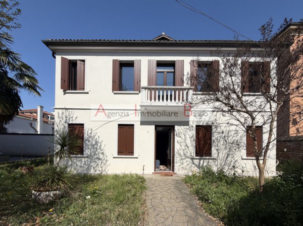 casa indipendente in vendita a Padova in zona Portello