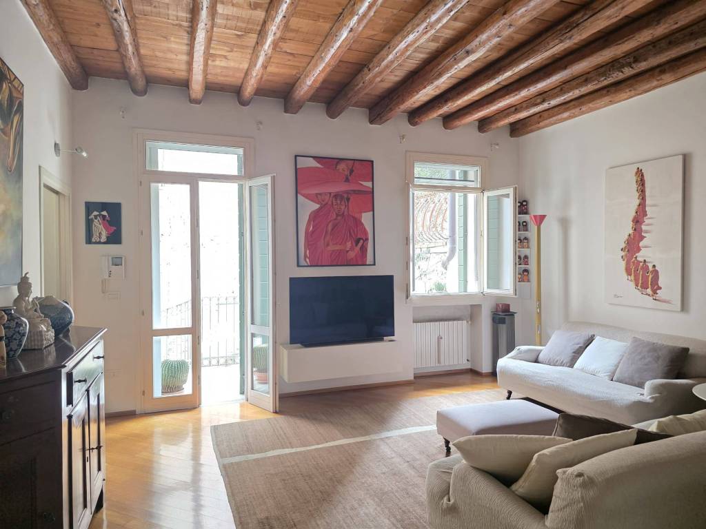 appartamento in vendita a Padova in zona Centro Storico