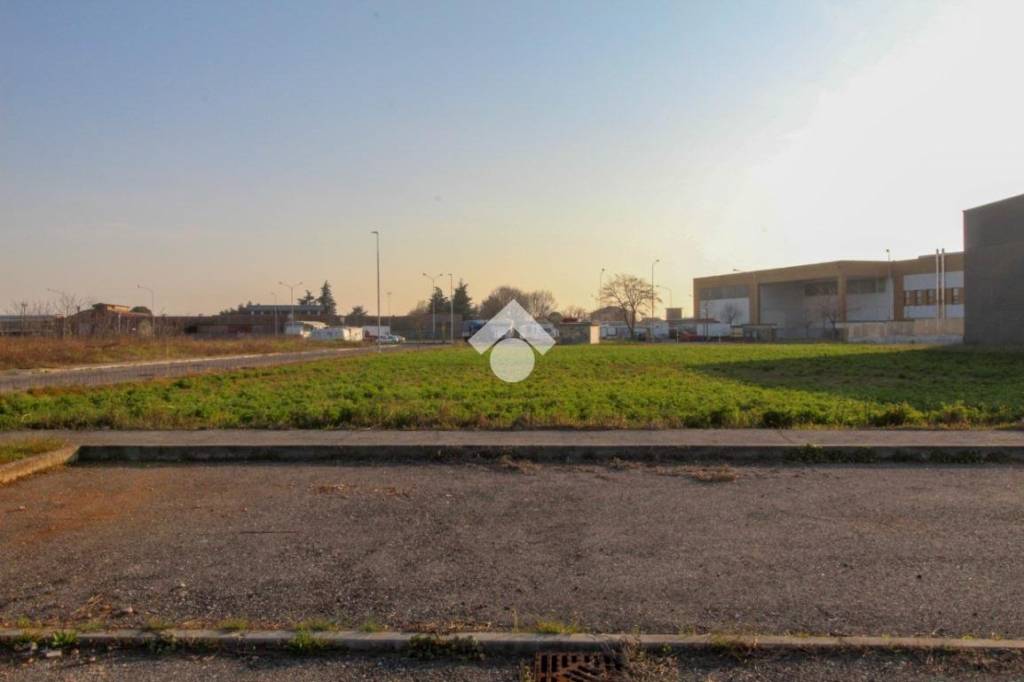 terreno in vendita a Padova in zona Montà