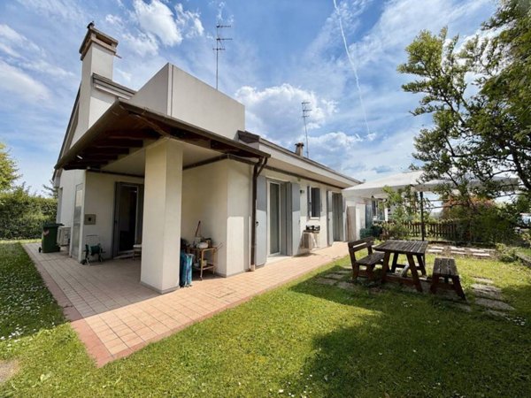 casa indipendente in vendita a Padova in zona Guizza