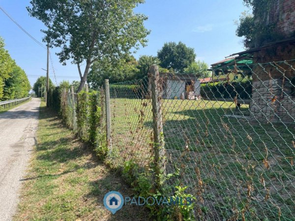 terreno in vendita a Padova