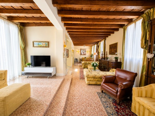 casa indipendente in vendita a Padova in zona Centro Storico
