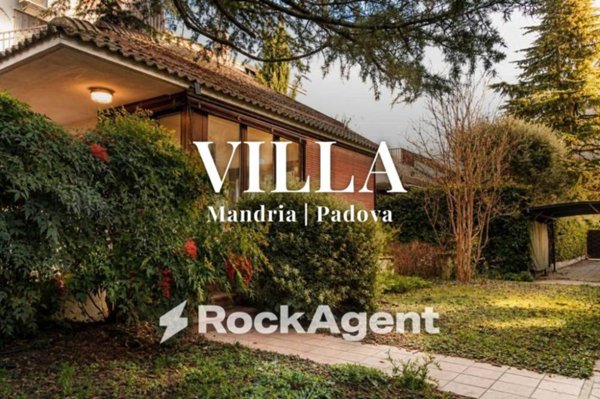 casa indipendente in vendita a Padova in zona Mandria