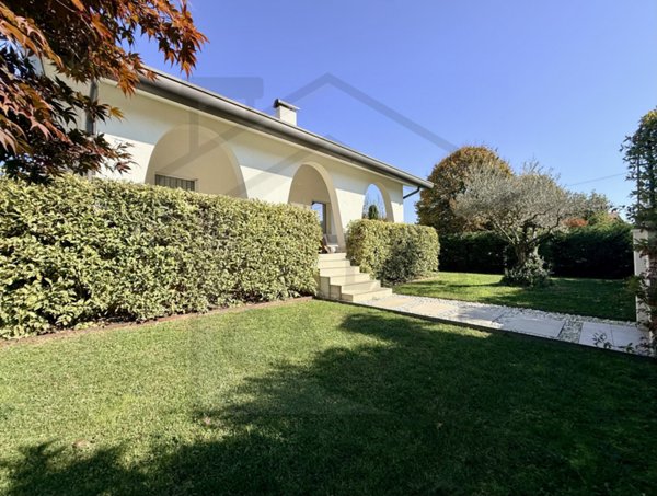 casa indipendente in vendita a Padova in zona Volta Brusegana