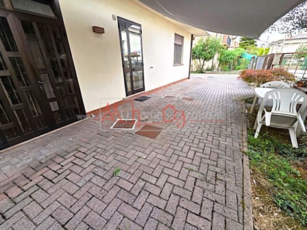 casa indipendente in vendita a Padova in zona Brentelle