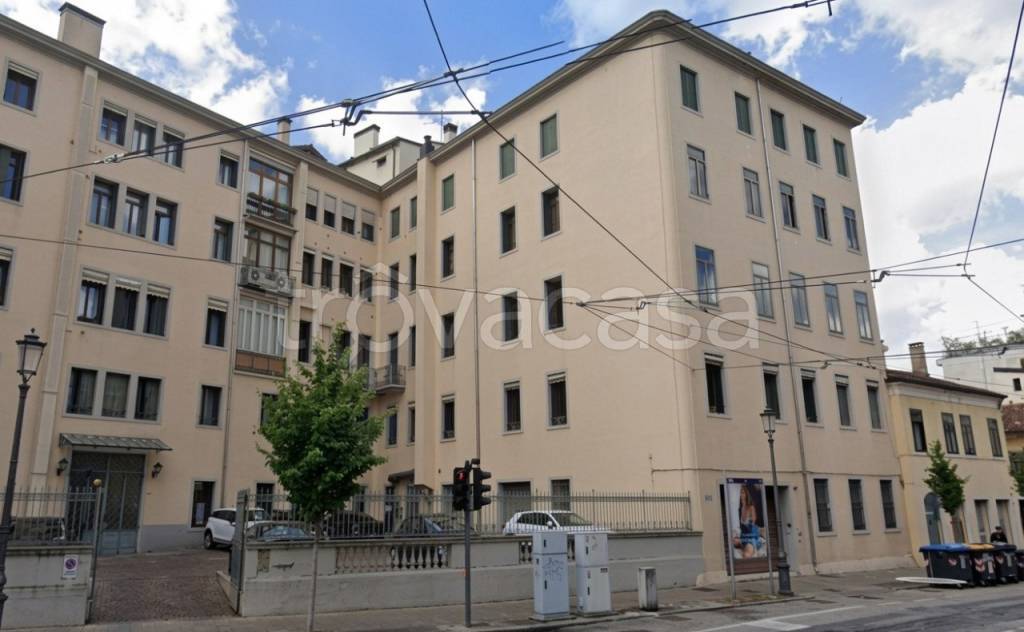 appartamento in vendita a Padova in zona Centro Storico