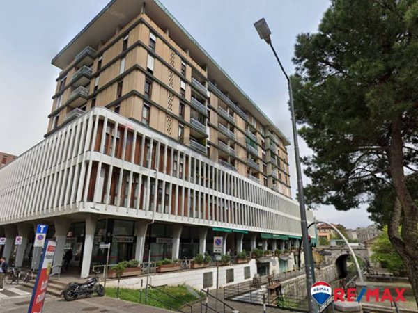 ufficio in vendita a Padova in zona Savonarola