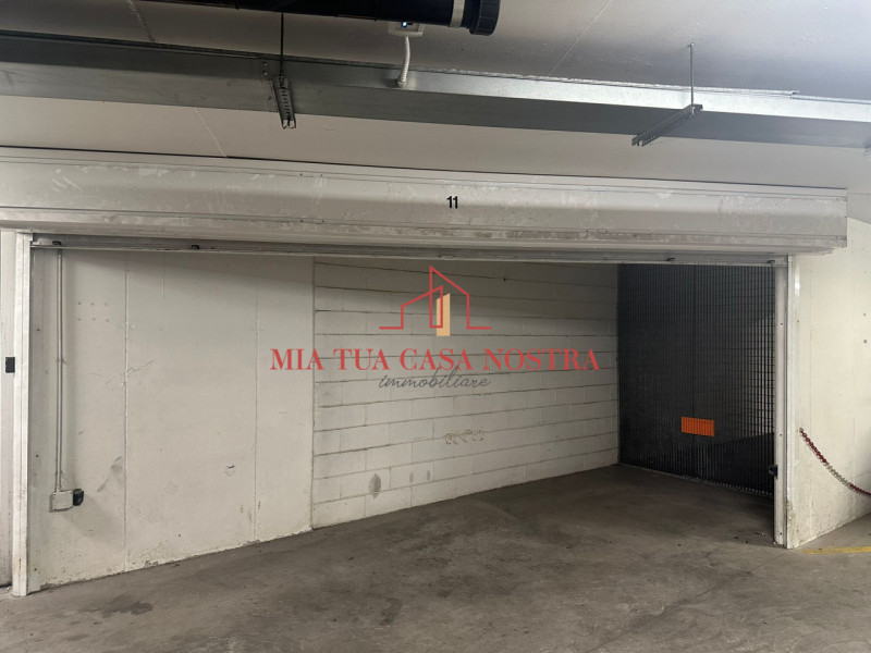 box auto in vendita a Padova in zona Savonarola