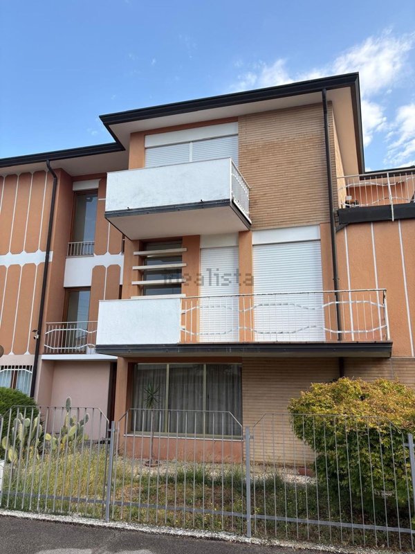 casa indipendente in vendita a Padova in zona Brentelle