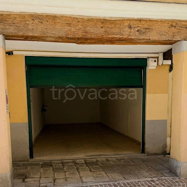 locale commerciale in vendita a Padova in zona Centro Storico