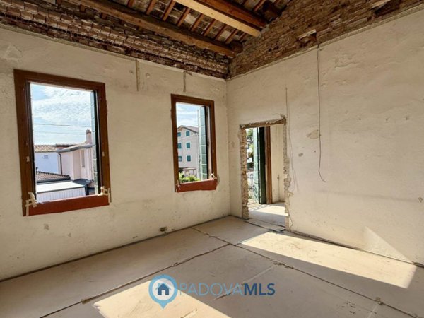 casa indipendente in vendita a Padova in zona Ponte di Brenta