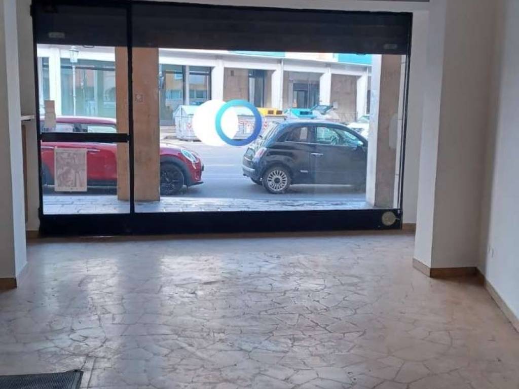 negozio in vendita a Padova in zona Portello