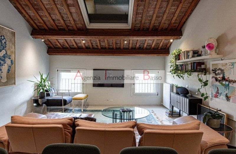 appartamento in vendita a Padova in zona Centro Storico