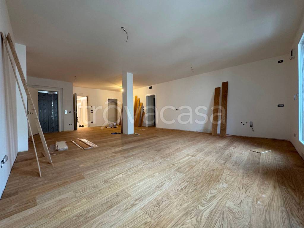 appartamento in vendita a Padova in zona Savonarola