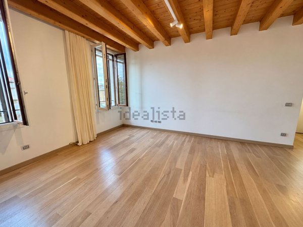appartamento in vendita a Padova in zona Centro Storico