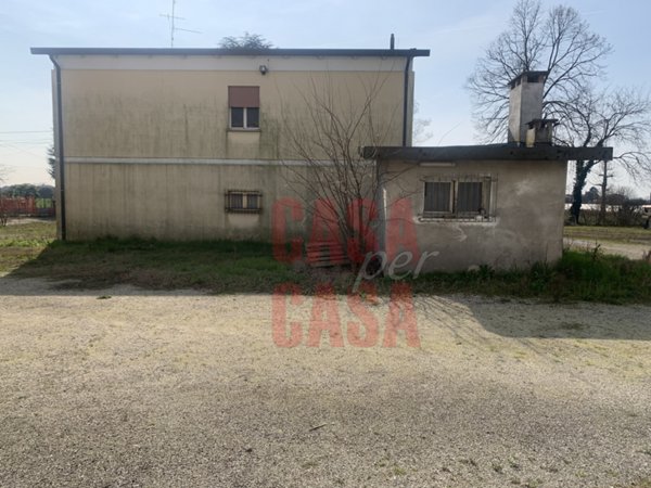 casa indipendente in vendita a Pernumia