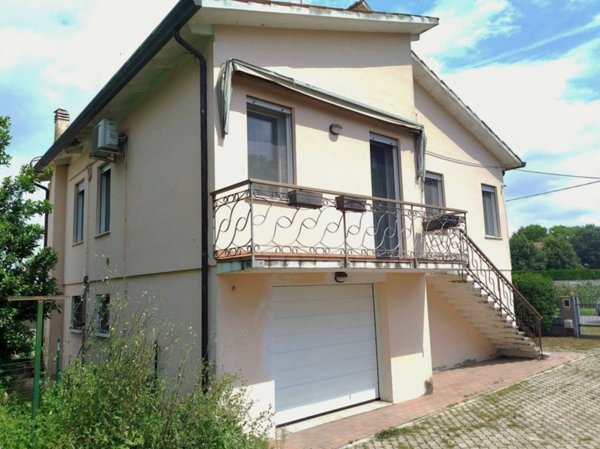 casa indipendente in vendita a Pernumia