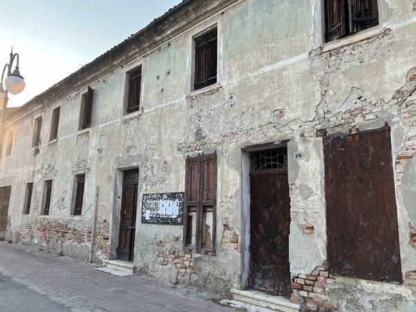 casa semindipendente in vendita a Pernumia